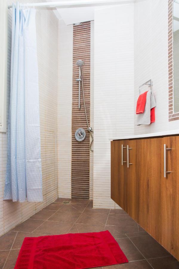 Isramax Tchernikhovski Apartment Бат-Ям Экстерьер фото